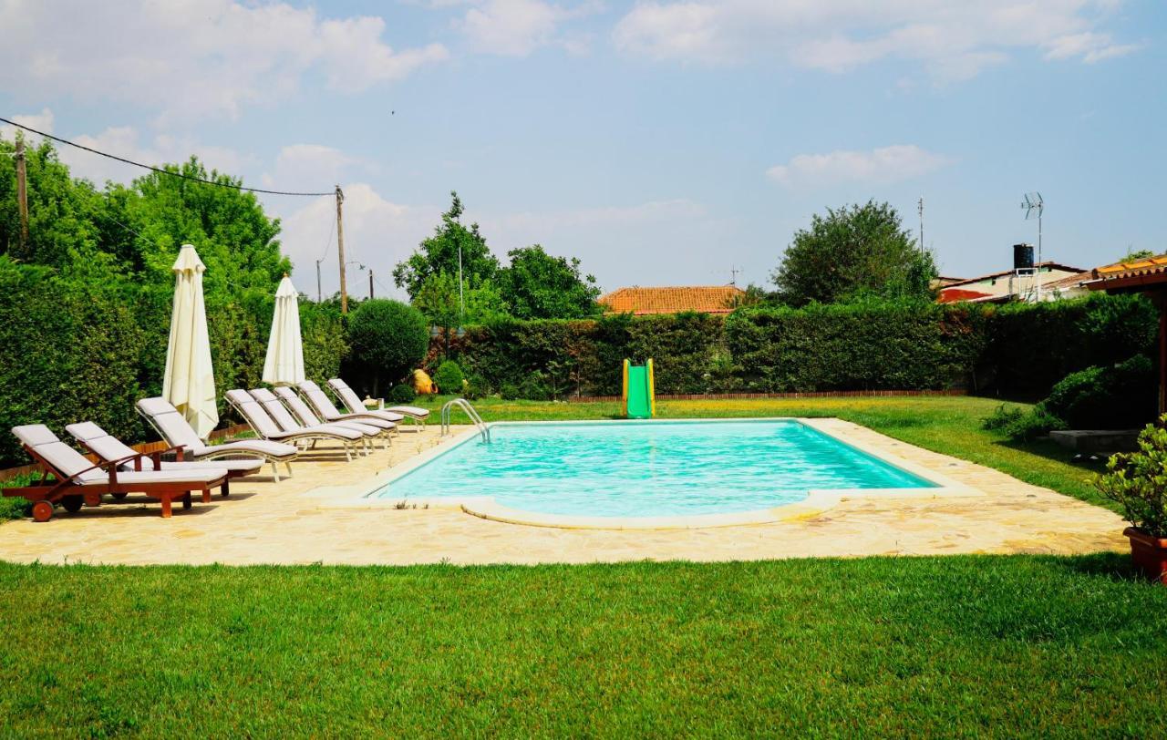 Renaissance Holidays Villa Nea Kallikrateia Exterior photo